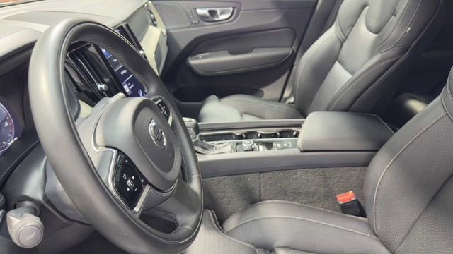 Used 2019 Volvo XC60 T5 Inscription w/ Protection Package AWD/4WD image 24