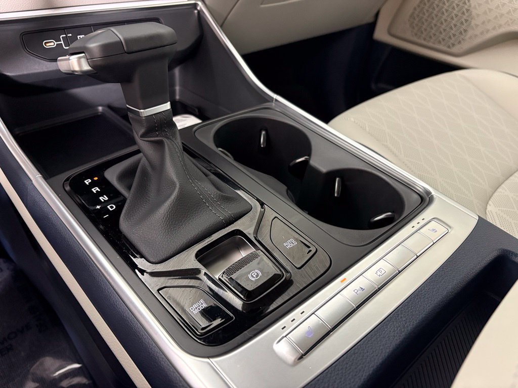 New 2026 Kia Carnival EX FWD image 34