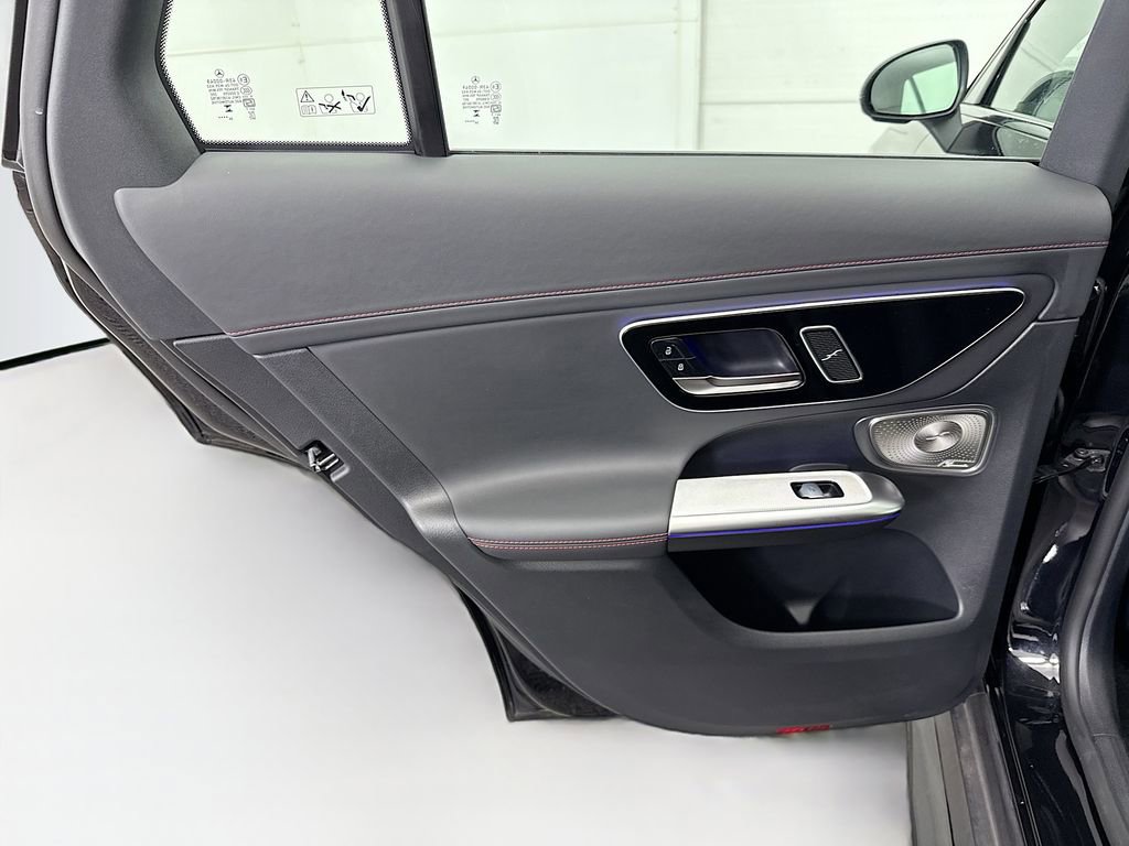 Certified 2025 Mercedes-Benz GLC 43 AMG 4MATIC image 25