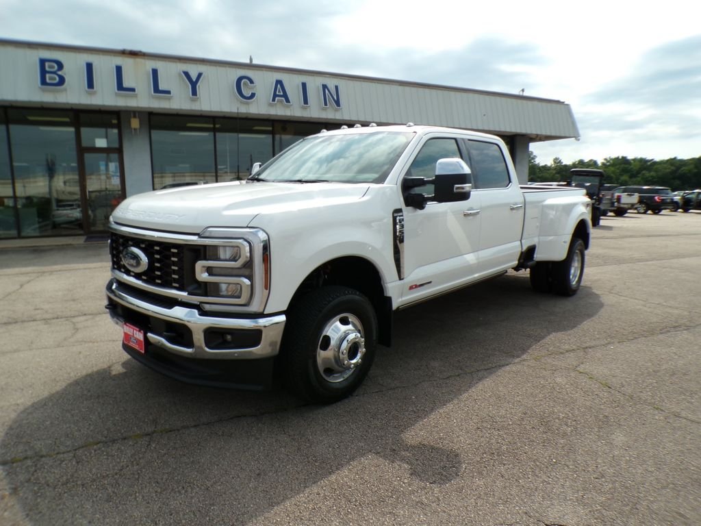 New 2026 Ford F350 King Ranch w/ Chrome Package AWD/4WD image 3