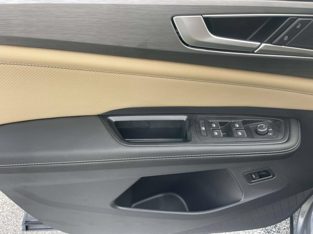 New 2026 Volkswagen Atlas Cross Sport SE FWD image 20