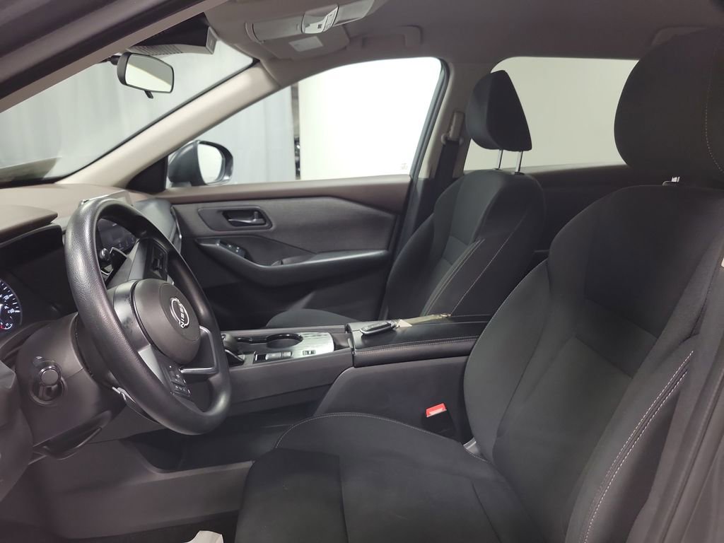 Used 2023 Nissan Rogue S image 12