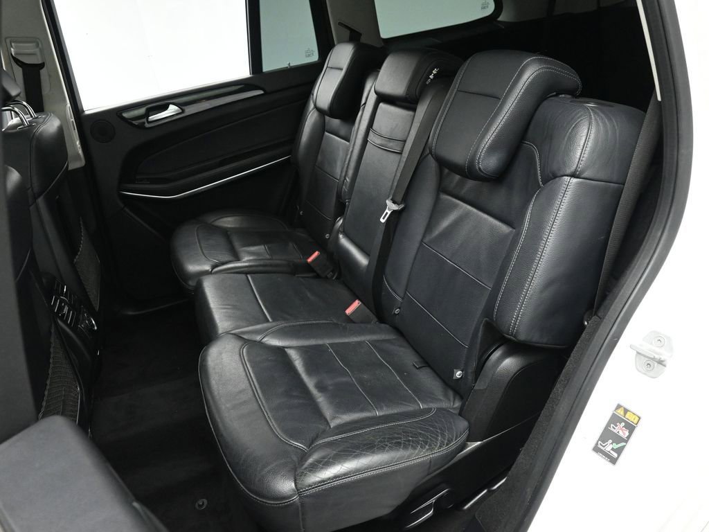 Used 2018 Mercedes-Benz GLS 550 4MATIC w/ Driver Assistance Package image 15
