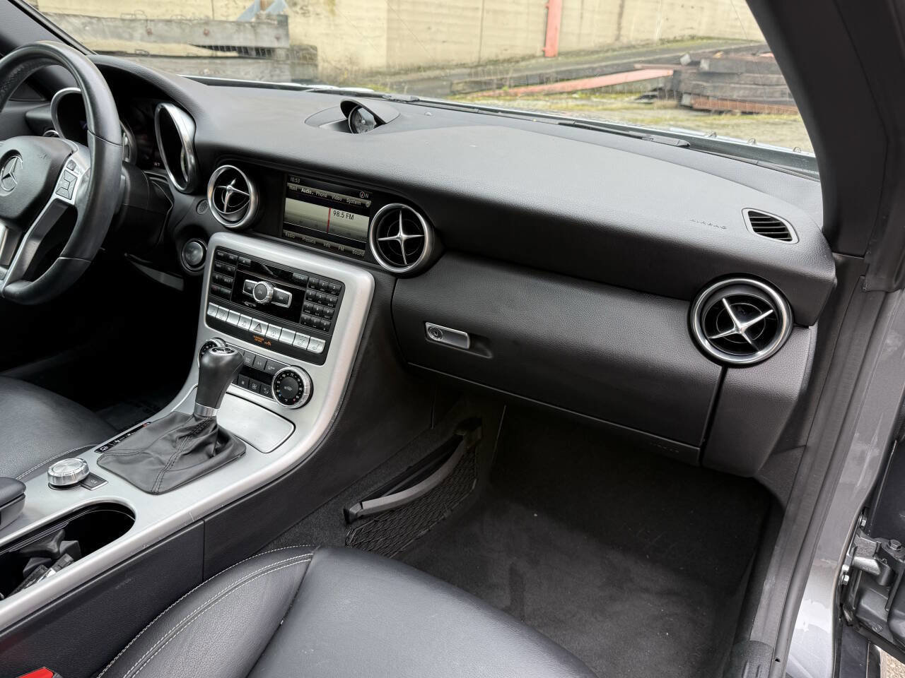 Used 2016 Mercedes-Benz SLK 350 image 47