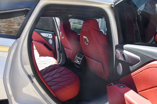 Used 2024 BMW XM w/ M Driver's Package image 67