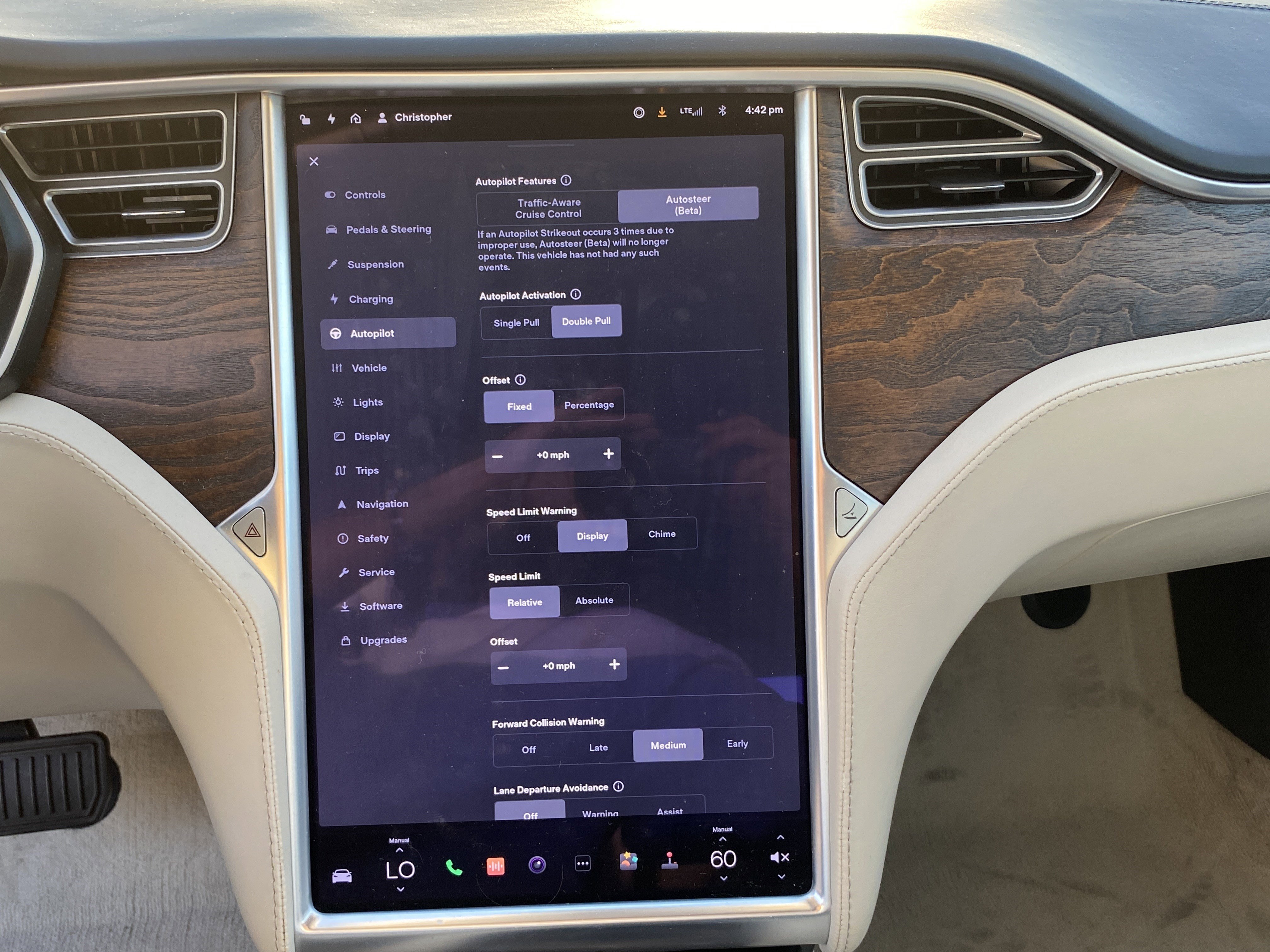 Used 2017 Tesla Model S 75D AWD/4WD image 18