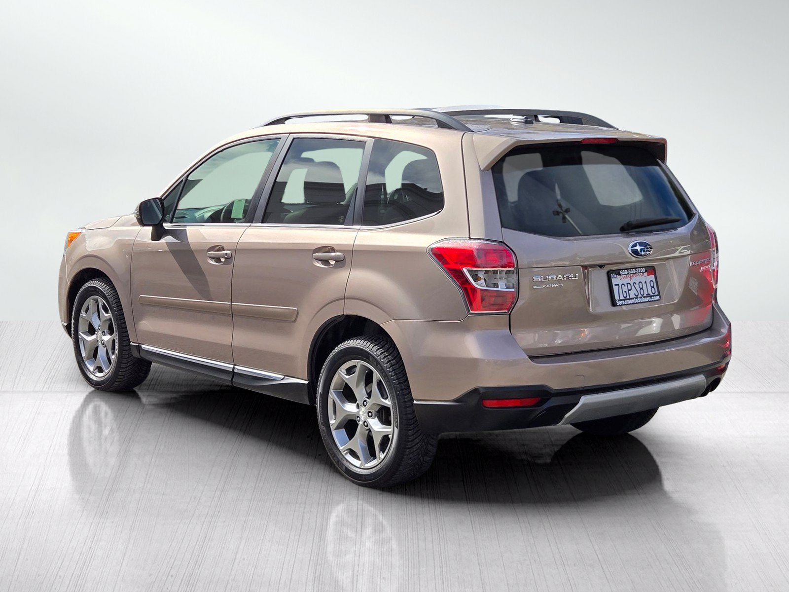 Used 2015 Subaru Forester 2.5i Touring AWD/4WD image 6