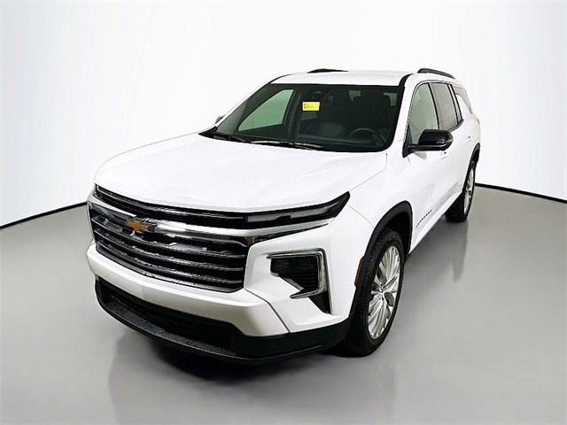 New 2026 Chevrolet Traverse LT w/ Driver Confidence Package image 3
