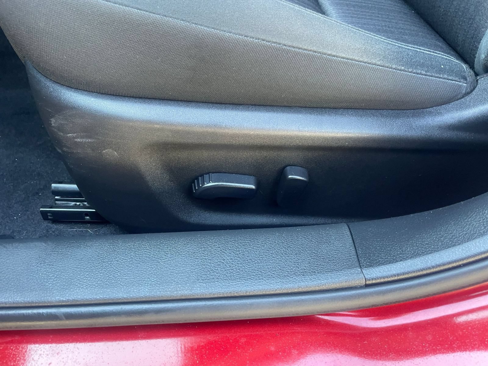 Used 2025 Nissan Altima 2.5 SV FWD image 21