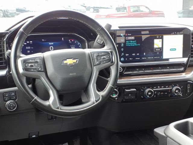 Used 2025 Chevrolet Silverado 3500 LT w/ Convenience Package AWD/4WD image 18