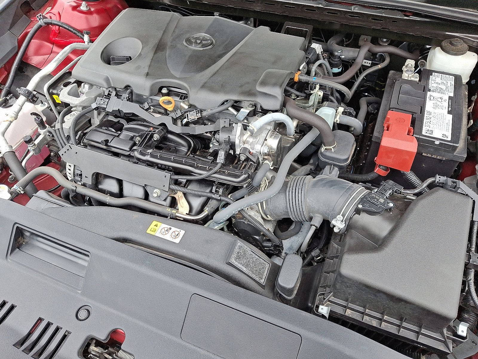 Certified 2022 Toyota Camry LE image 28