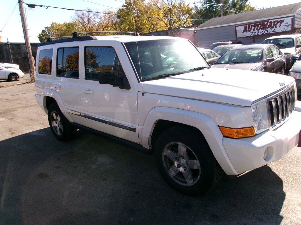 Used 2010 Jeep Commander Sport AWD/4WD image 2