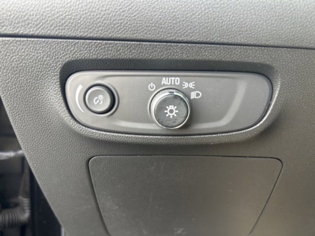 Used 2024 Buick Encore GX Sport Touring w/ Comfort Package image 15