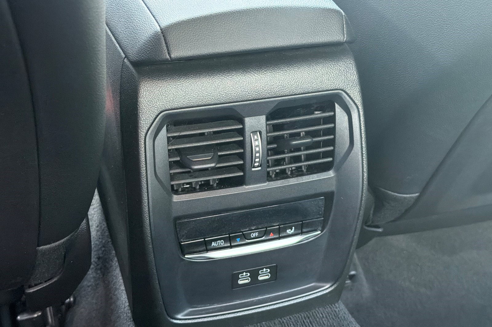 Certified 2025 BMW 330i Sedan image 16