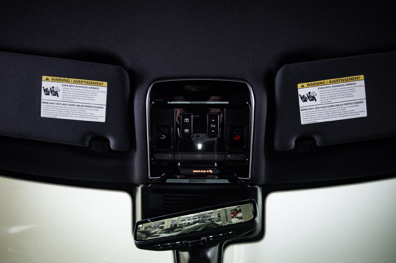 Used 2026 Land Rover Range Rover SE AWD/4WD image 20