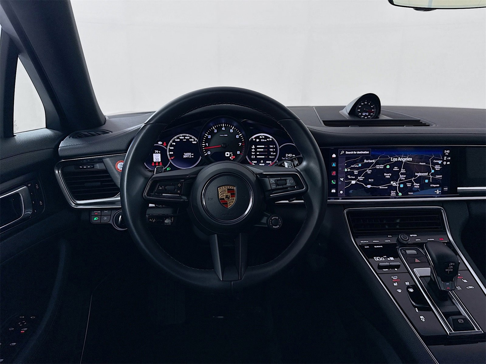 Used 2022 Porsche Panamera Platinum Edition image 19