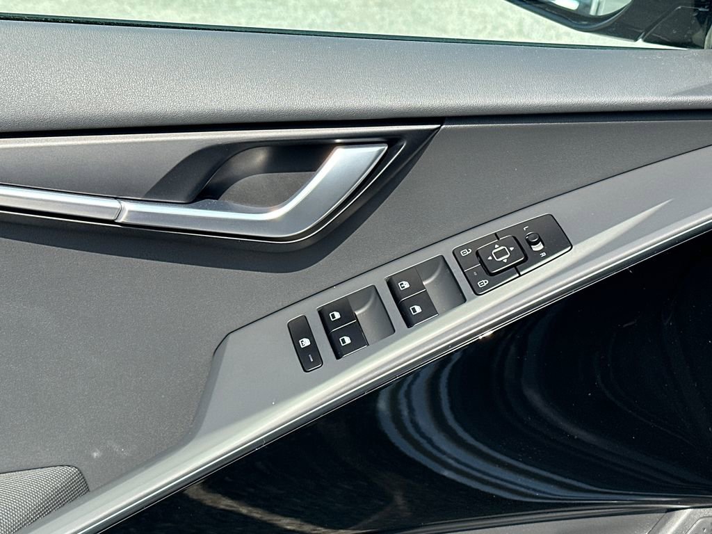 New 2026 Kia Niro Wind image 19