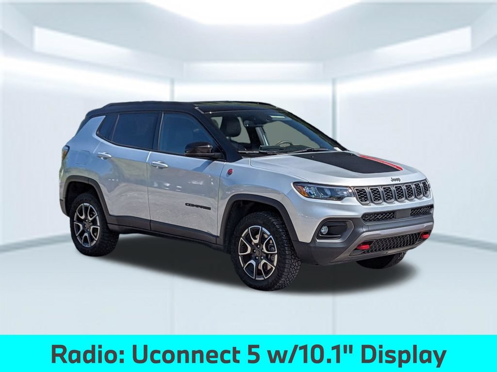 Used 2025 Jeep Compass Trailhawk w/ Trailer Tow Group AWD/4WD image 10