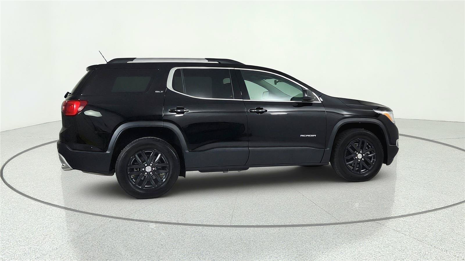 Used 2019 GMC Acadia SLT AWD/4WD image 4