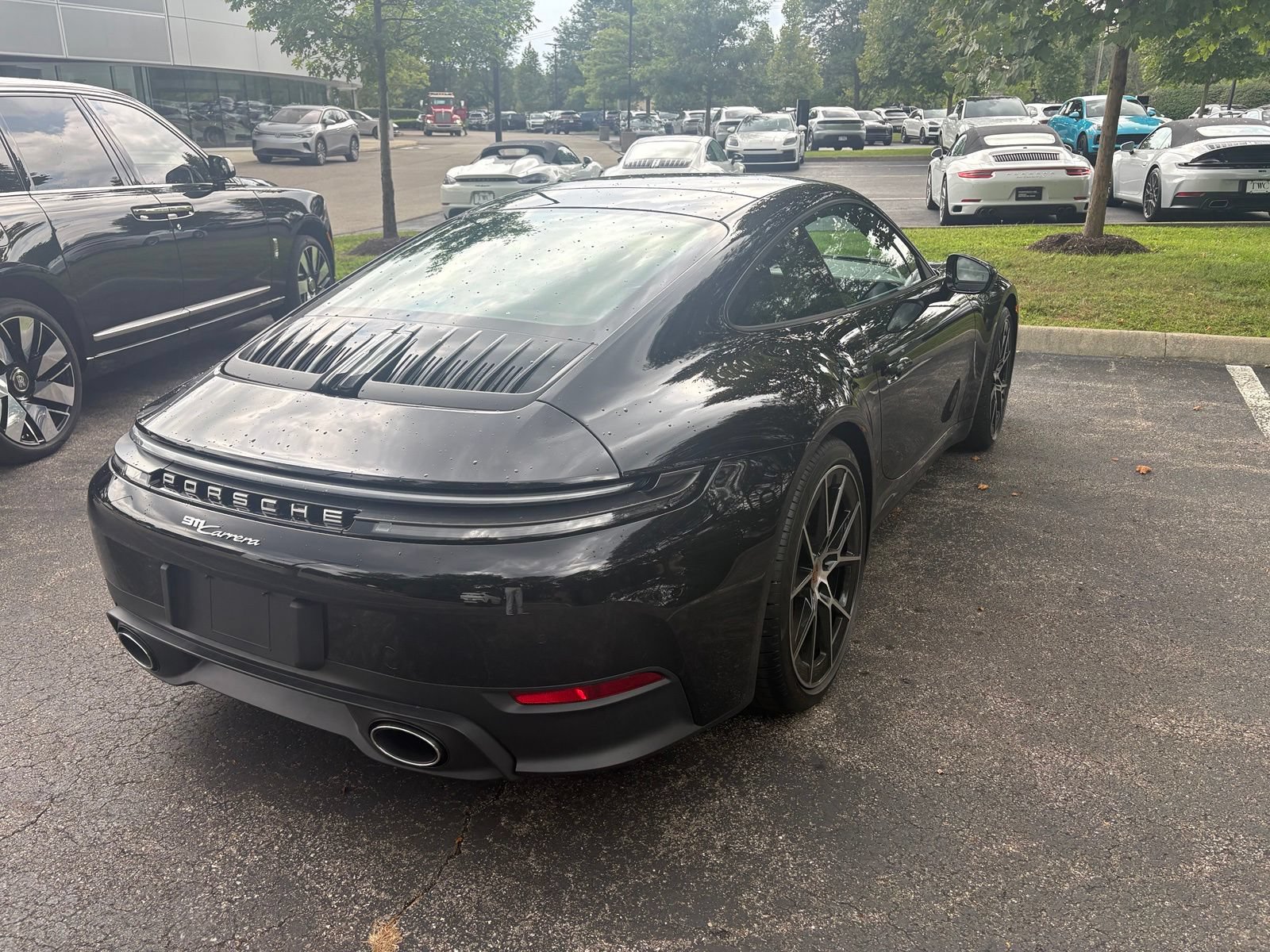 Used 2026 Porsche 911 Carrera RWD image 4