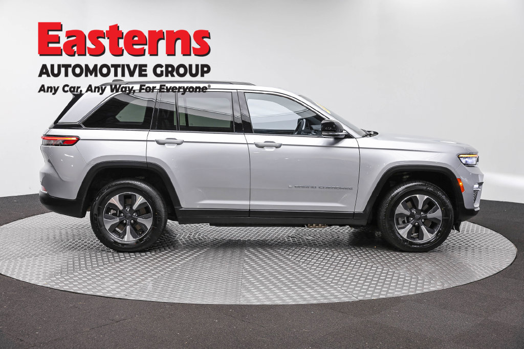 Used 2024 Jeep Grand Cherokee Limited 4xe AWD/4WD image 5