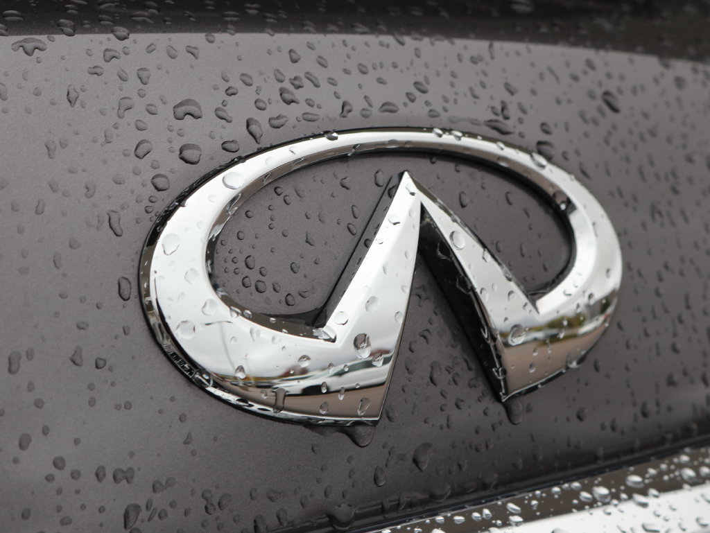 Used 2023 INFINITI QX80 Sensory w/ Cargo Package AWD/4WD image 41