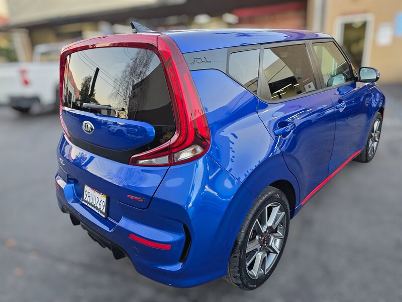 Used 2020 Kia Soul GT-Line Turbo FWD image 8