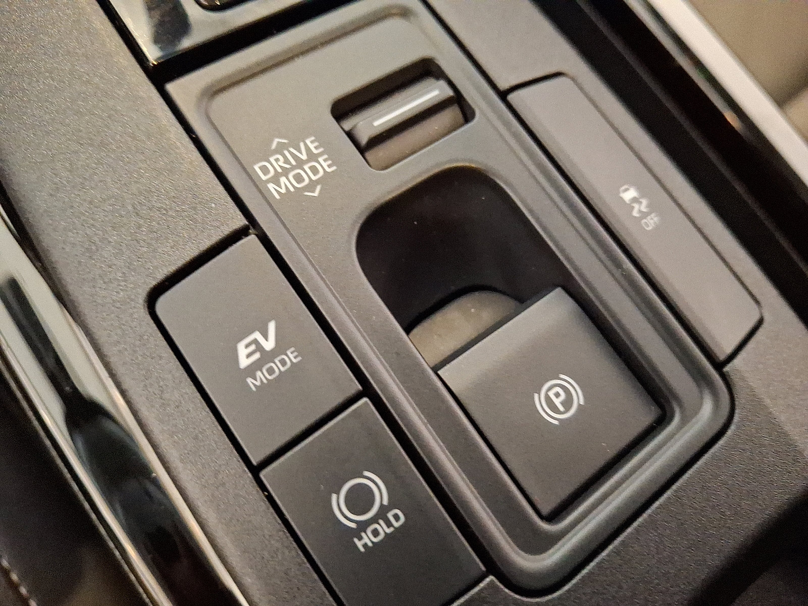 Certified 2026 Toyota Prius XLE AWD/4WD image 25