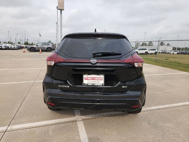 Certified 2024 Nissan Kicks SV image 6