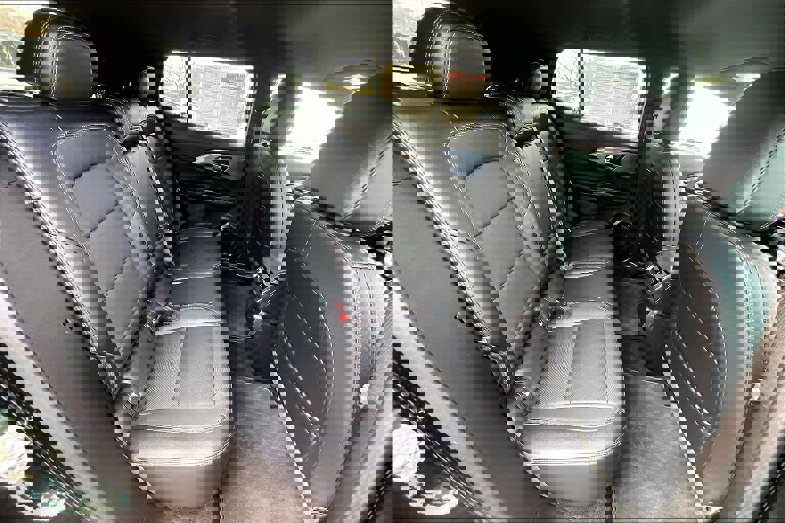 Used 2024 Chevrolet Equinox EV LT image 24