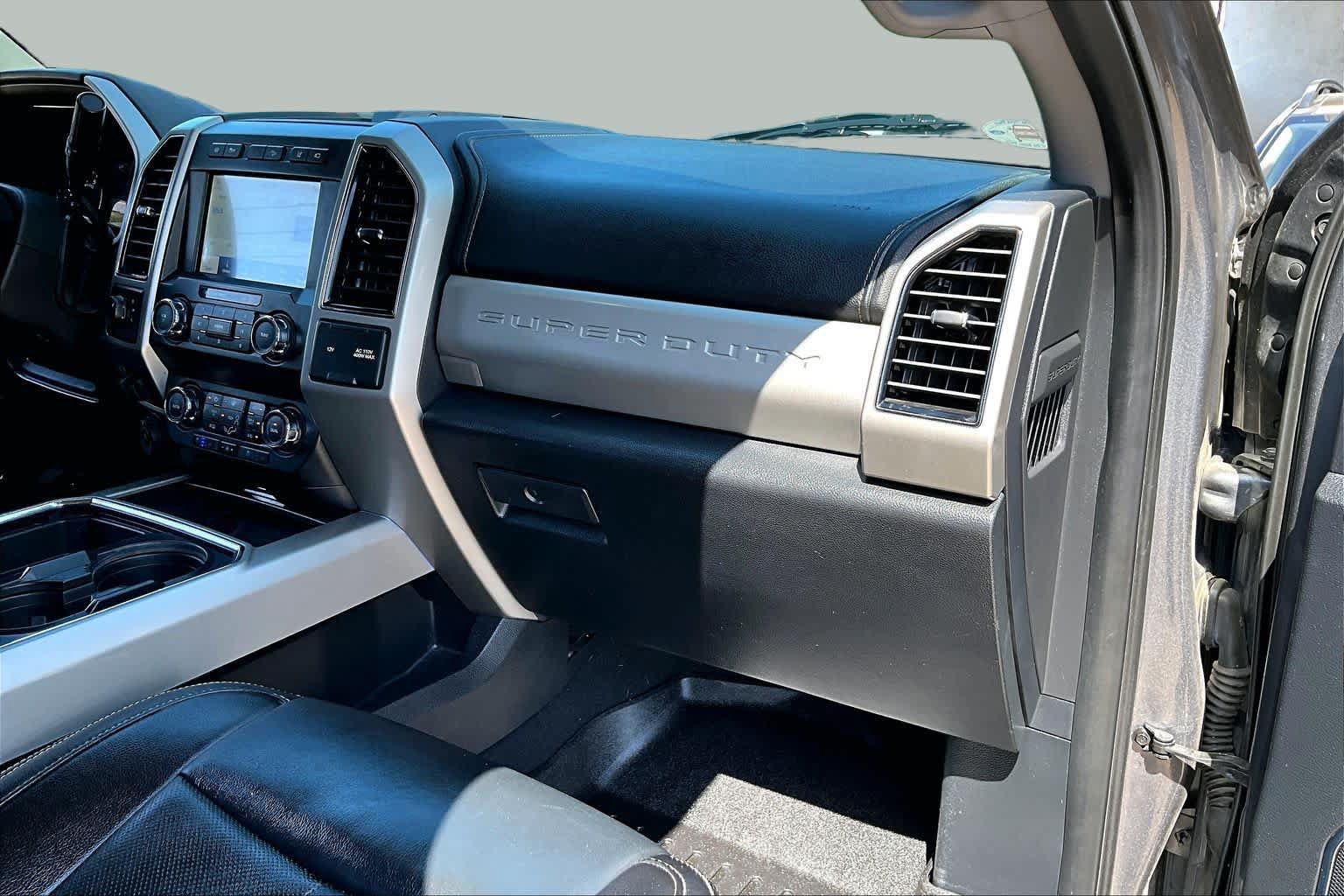 Used 2021 Ford F350 Lariat AWD/4WD image 17