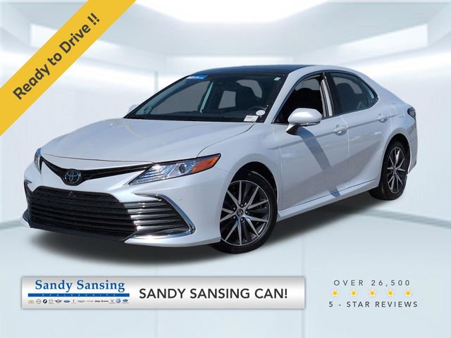 Used 2024 Toyota Camry XLE w/ Navigation Package image 1