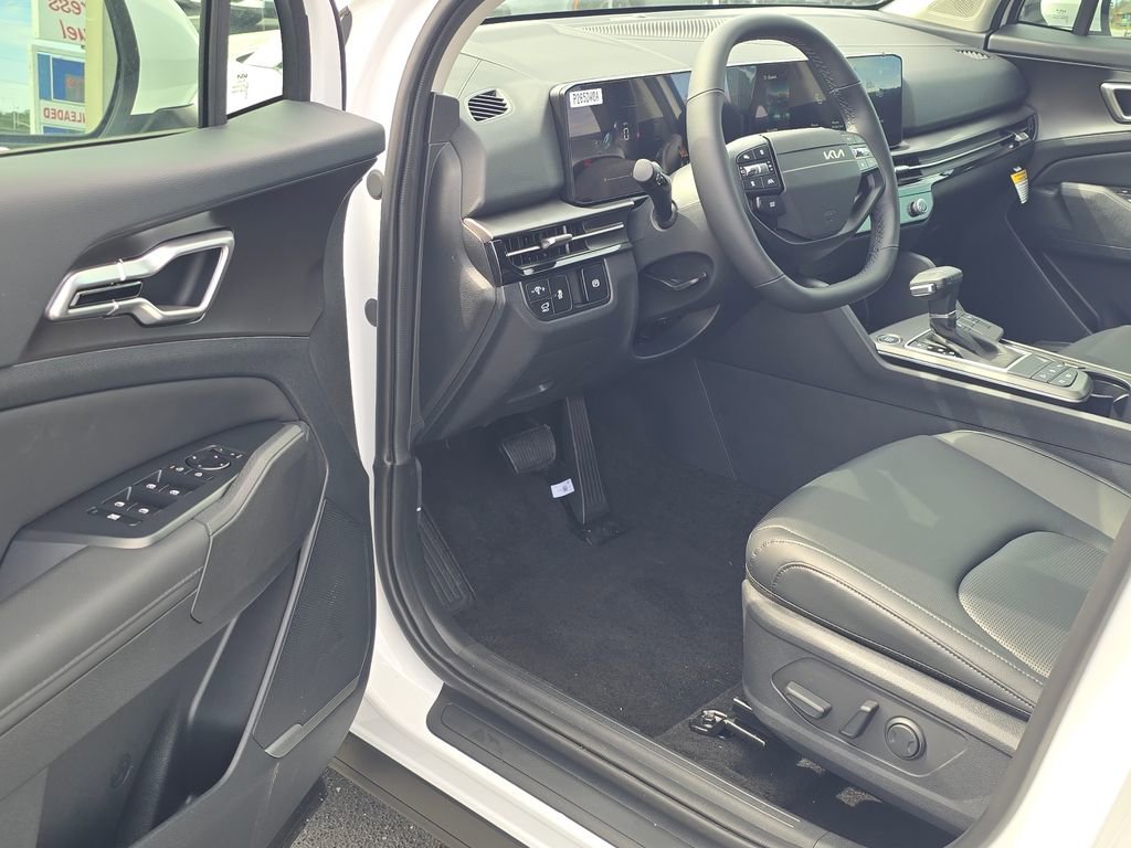 New 2026 Kia Sportage EX image 9