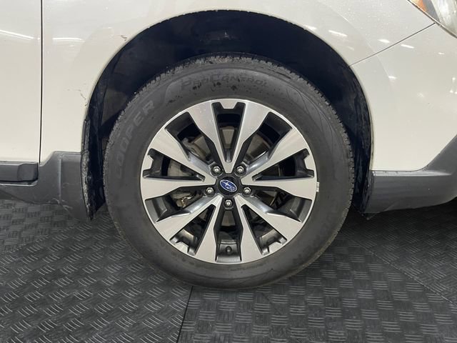 Used 2016 Subaru Outback 2.5i Limited AWD/4WD image 14