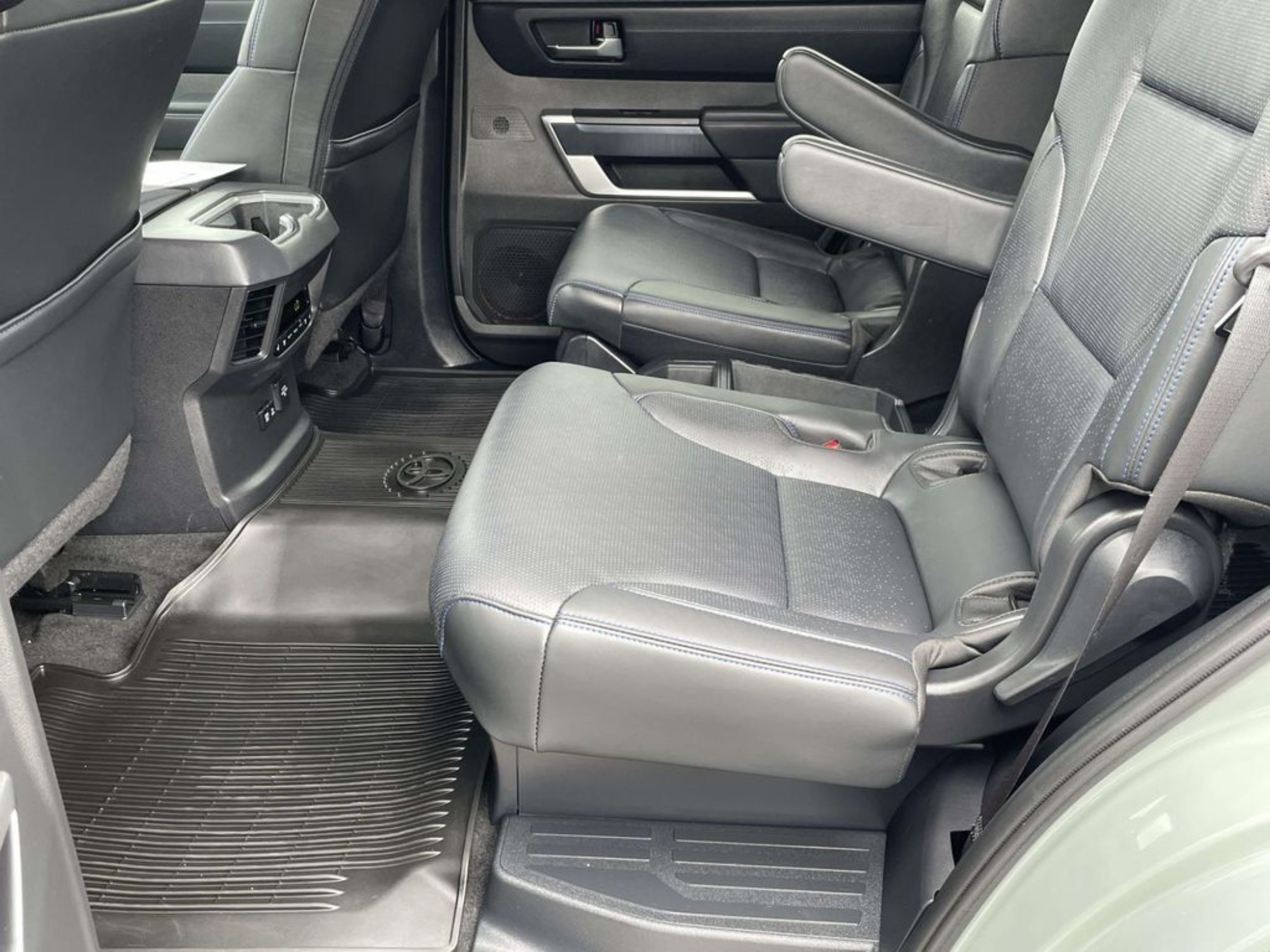 Used 2024 Toyota Sequoia Platinum RWD image 28