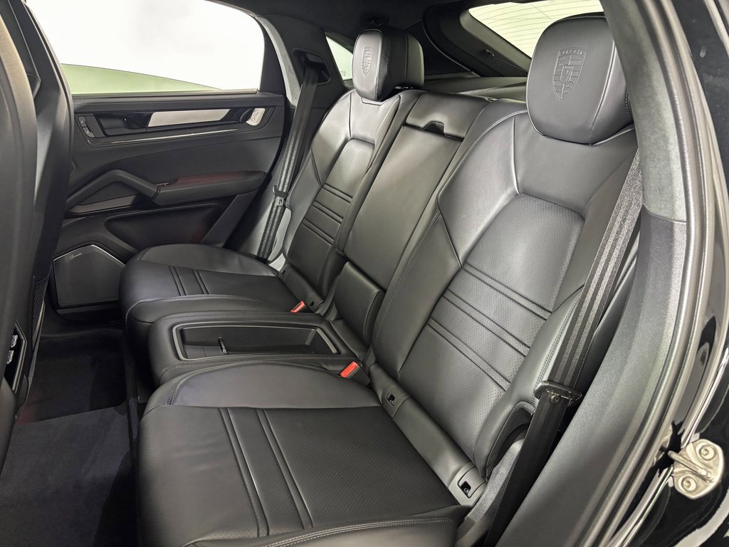 New 2026 Porsche Cayenne GTS image 35