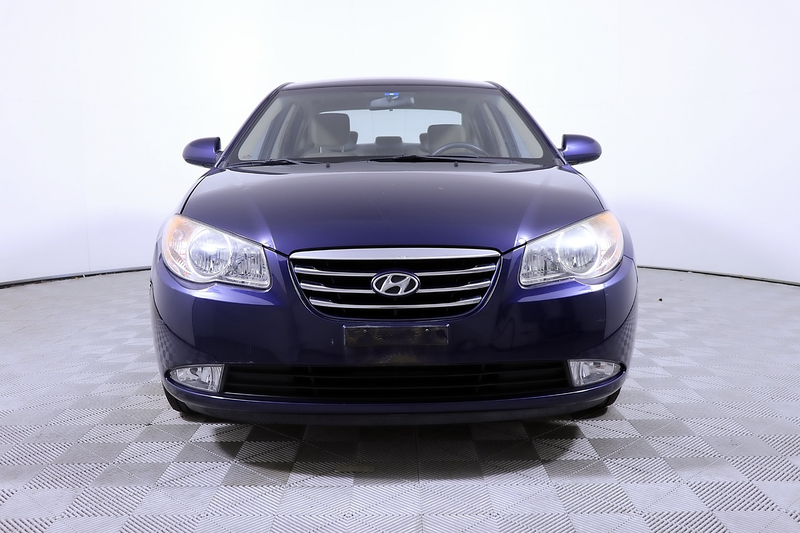 Used 2010 Hyundai Elantra GLS FWD image 5