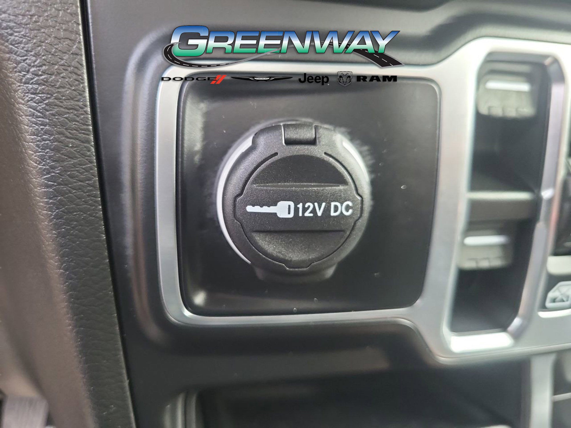 Used 2023 Jeep Wrangler Unlimited Sahara AWD/4WD image 22