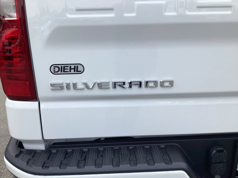 New 2026 Chevrolet Silverado 1500 Custom AWD/4WD image 12