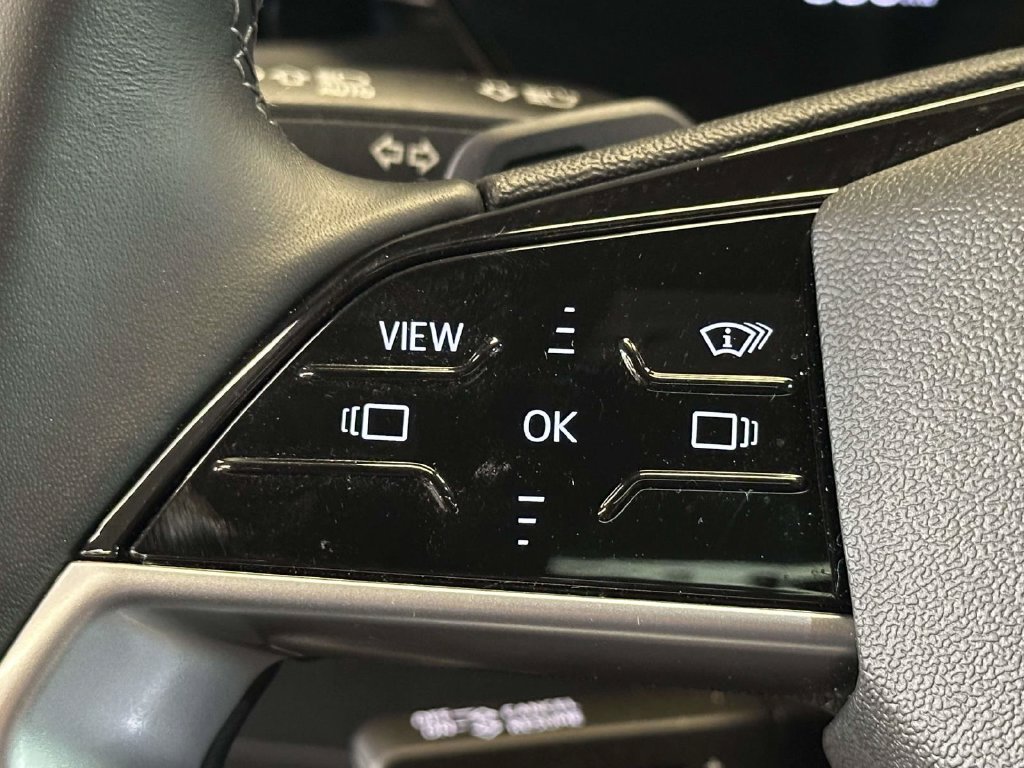 Used 2025 Audi Q5 Premium Plus w/ Premium Plus AWD/4WD image 23