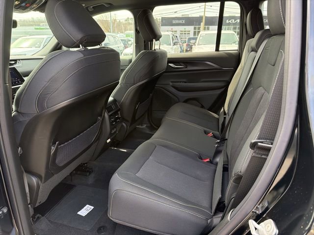 New 2026 Jeep Grand Cherokee Laredo X image 8