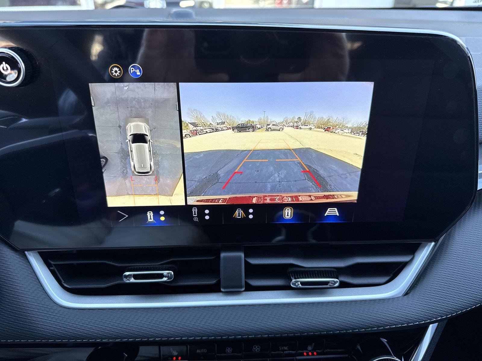 New 2026 Chevrolet Equinox LT w/ Convenience Package II image 22