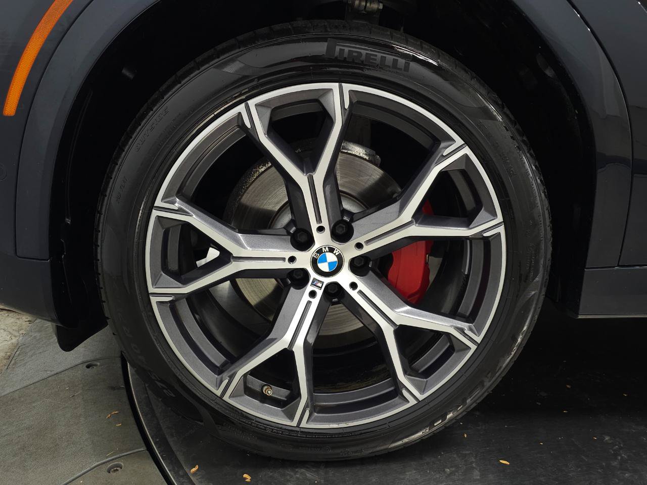 Used 2020 BMW X6 xDrive40i w/ M Sport Package AWD/4WD image 3