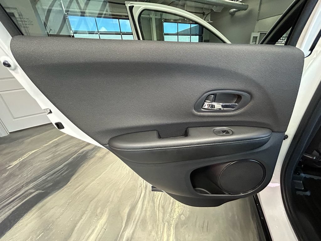 Used 2021 Honda HR-V Sport image 48