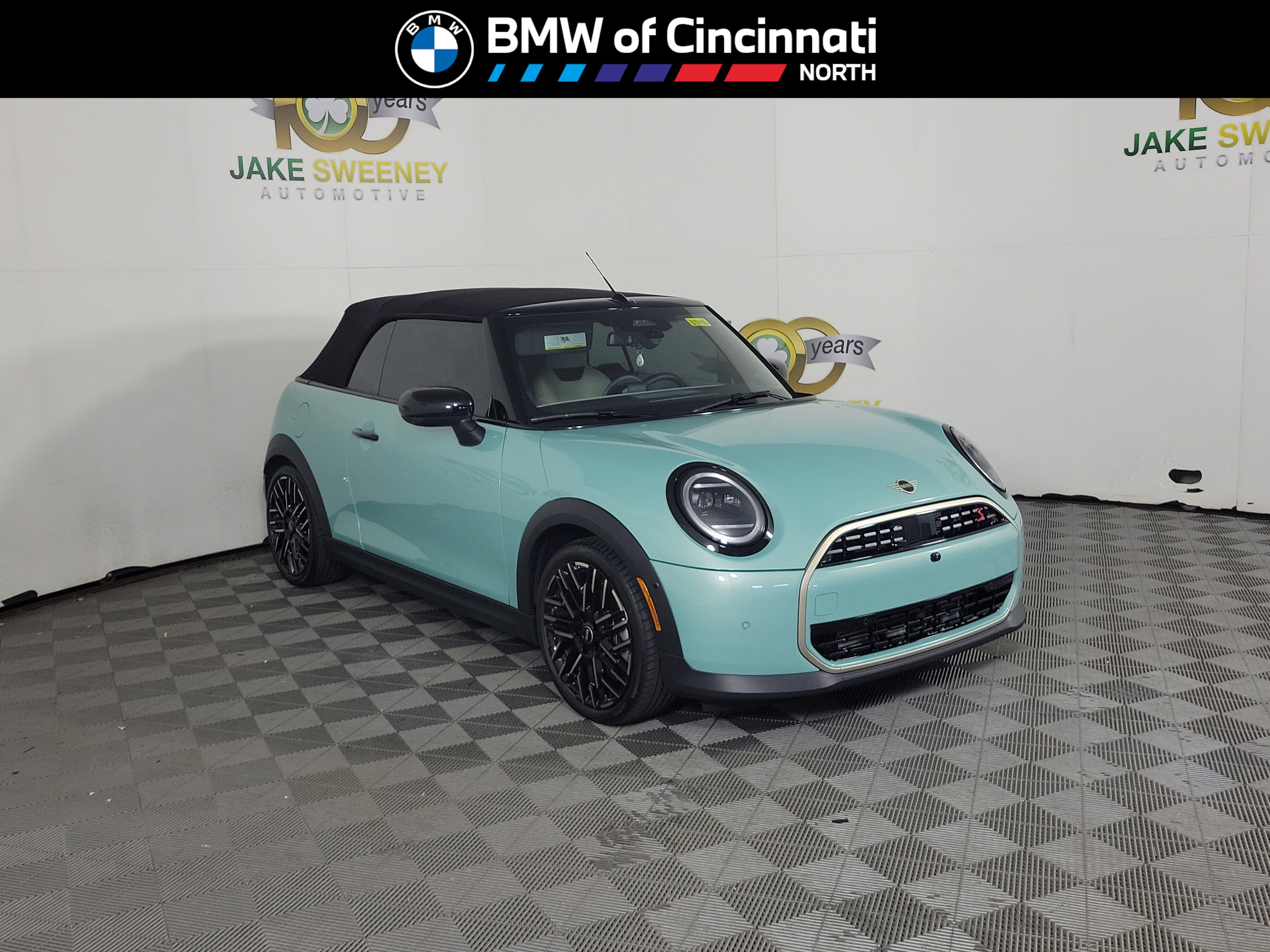 Used 2025 MINI Cooper S FWD image 1