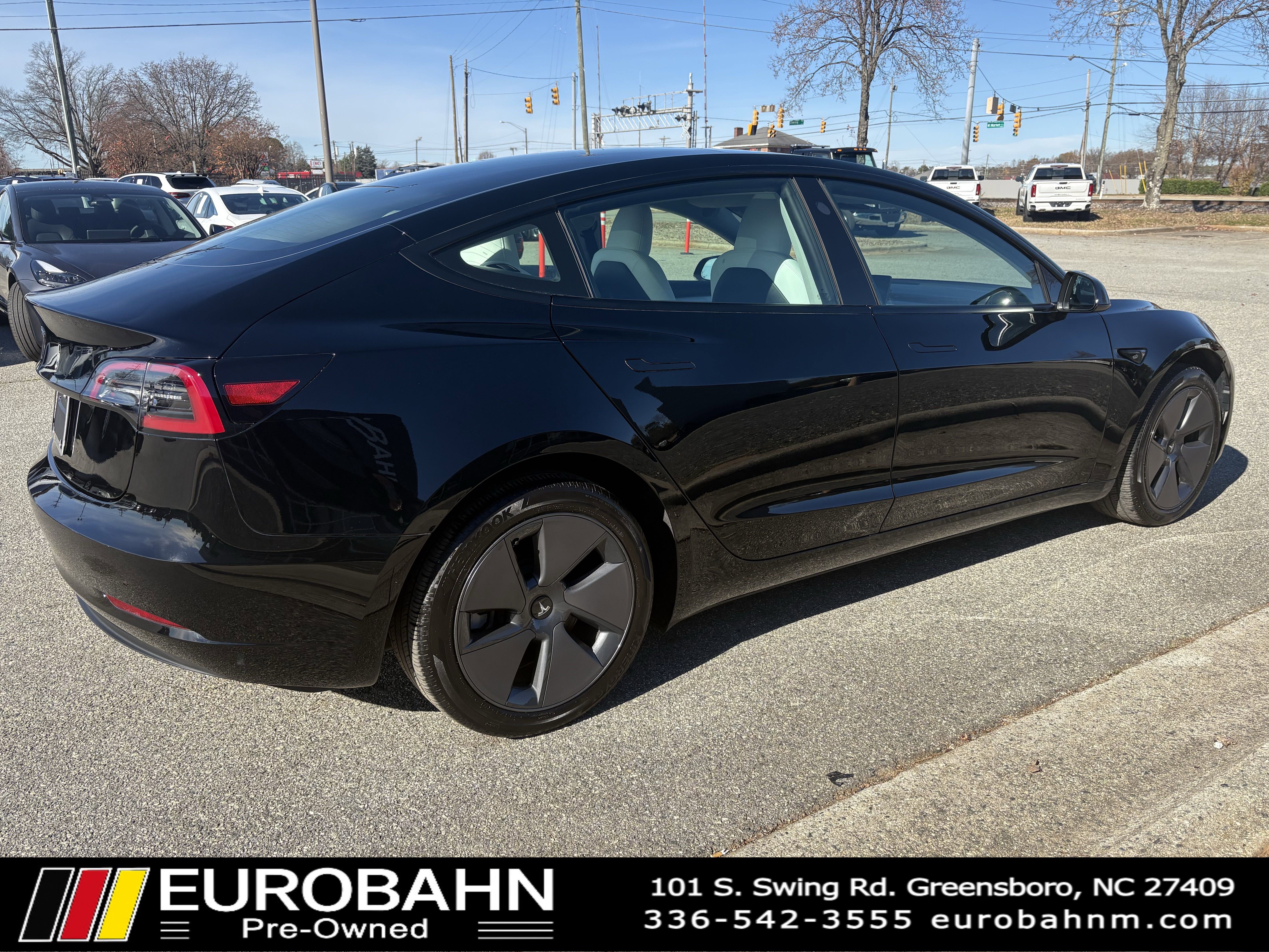 Used 2023 Tesla Model 3 Standard Range image 28