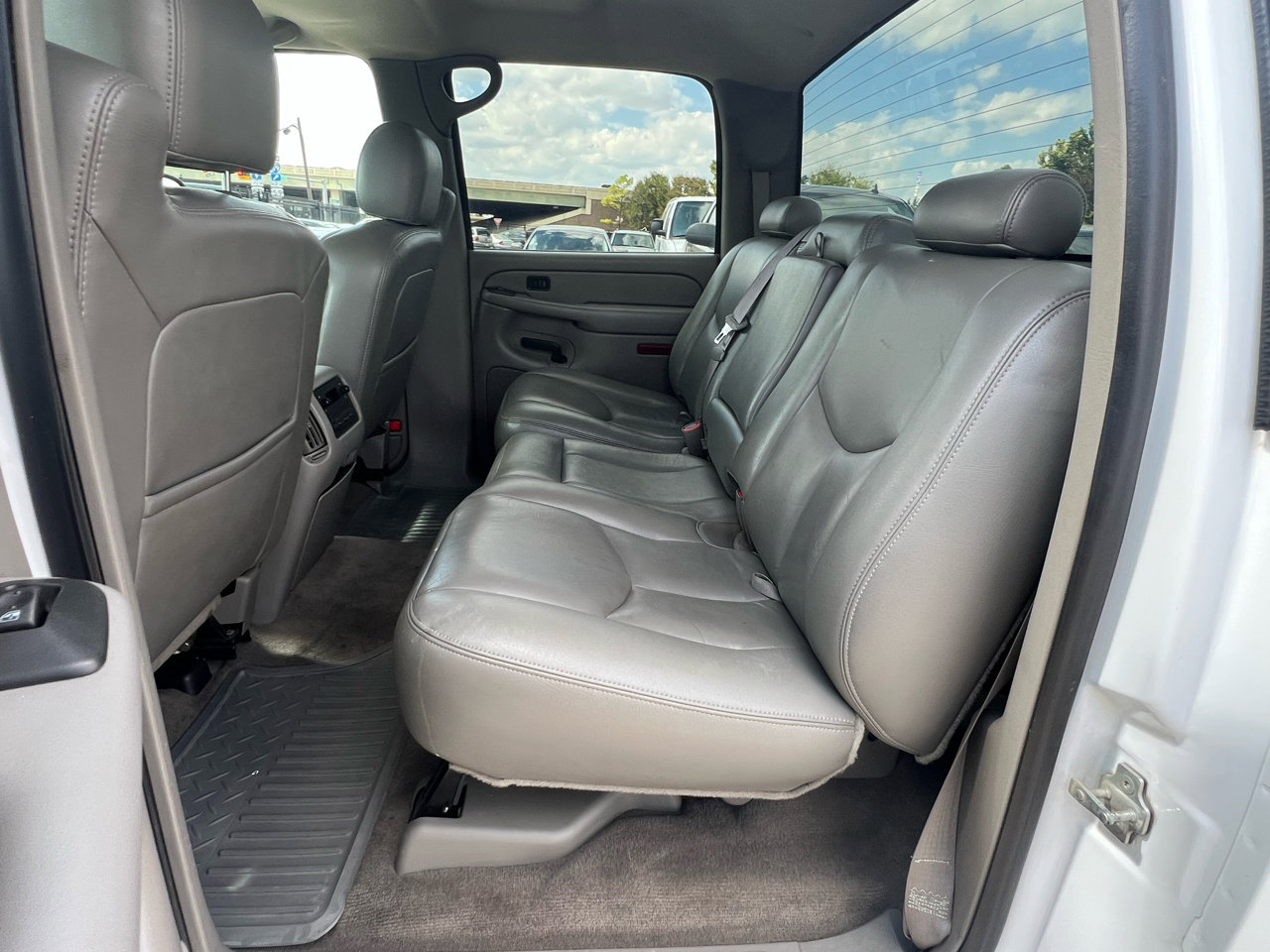 Used 2006 GMC Sierra 1500 SLT w/ Onstar Plus Package image 34