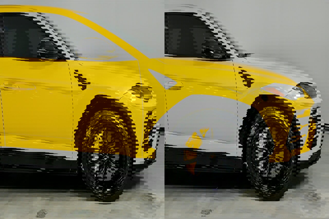 Used 2021 Lamborghini Urus image 15