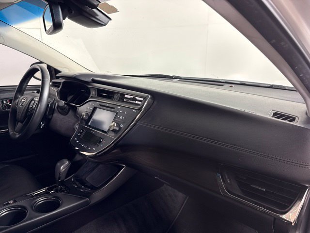 Used 2016 Toyota Avalon Limited w/ Toyota Safety Sense Package FWD image 36