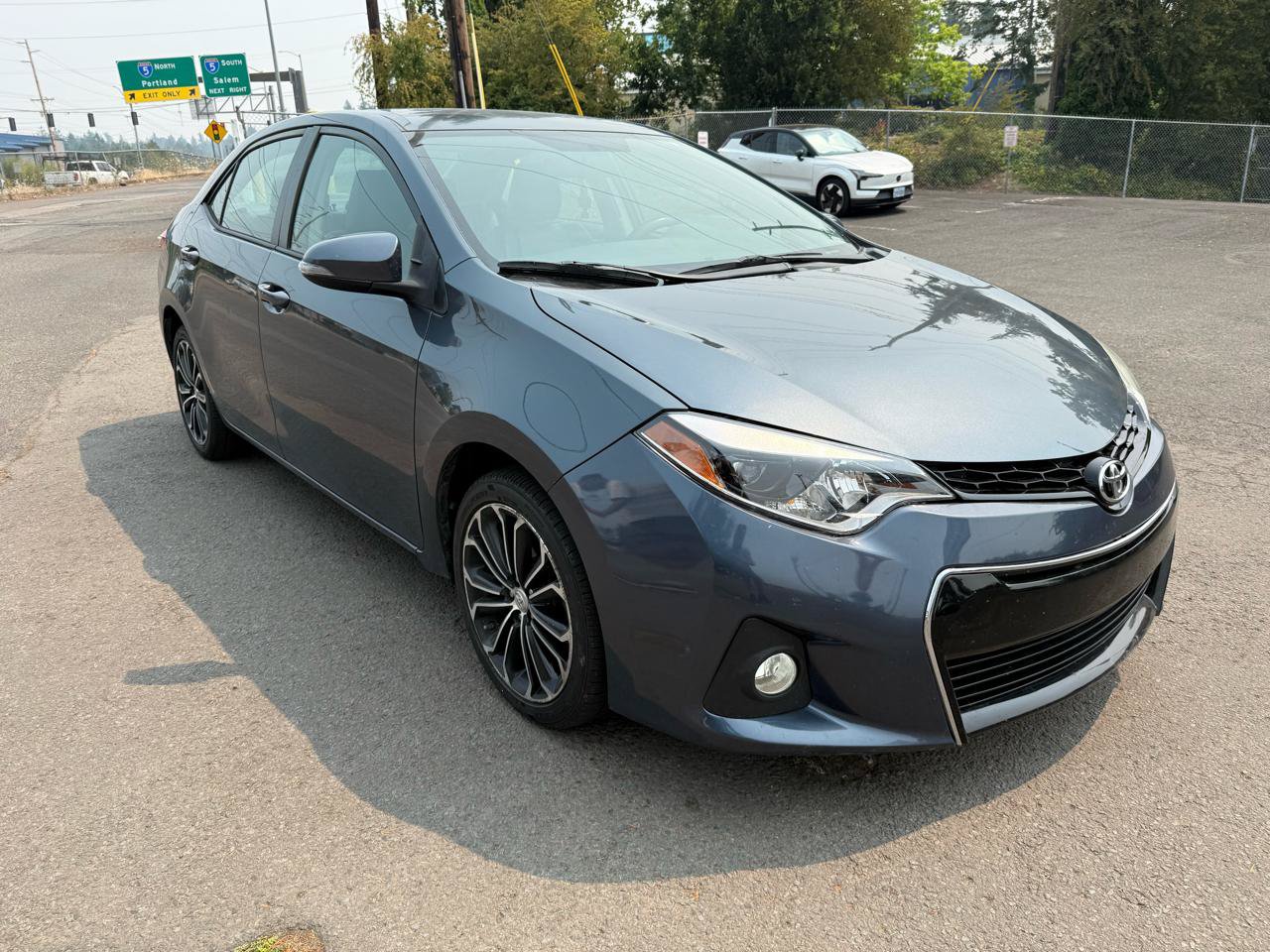 Used 2015 Toyota Corolla S FWD image 8